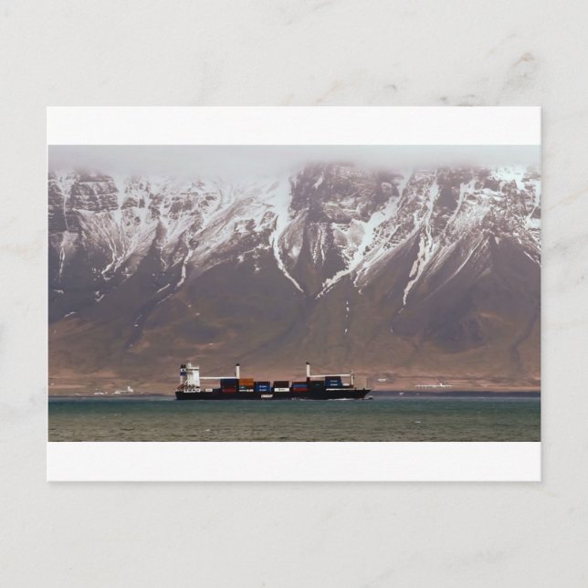 Postal BARCOS CRUZADOS alrededor de MONTAÑAS DE NIEVE EN  (Anverso)
