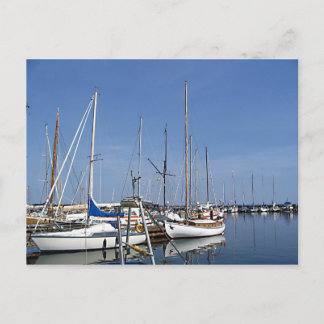 Postal Barcos de vela en el puerto