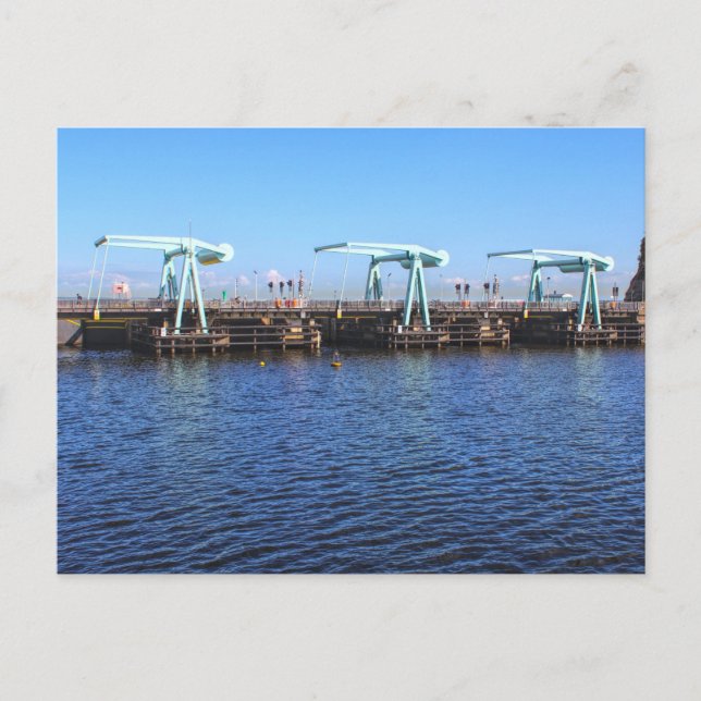 Postal Barrage, Cardiff Bay Cardiff, Gales, 2012 (Anverso)