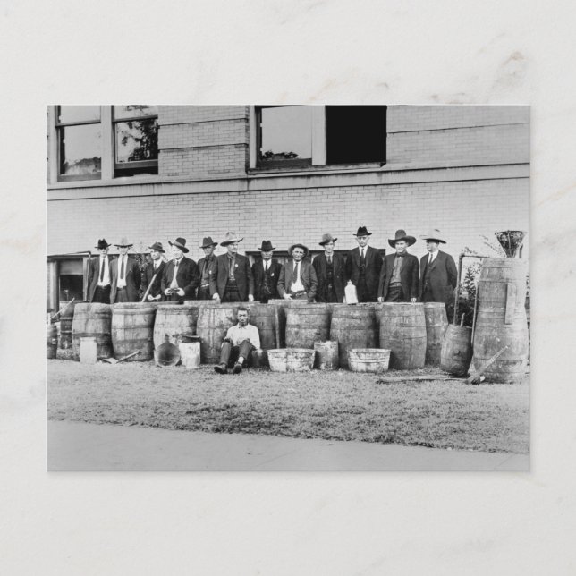 Postal Barriles de licor de contrabando, 1922 (Anverso)