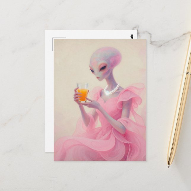 Postal Beautiful Alien Lady in Pink With Orange Juice (Anverso/Reverso In Situ)