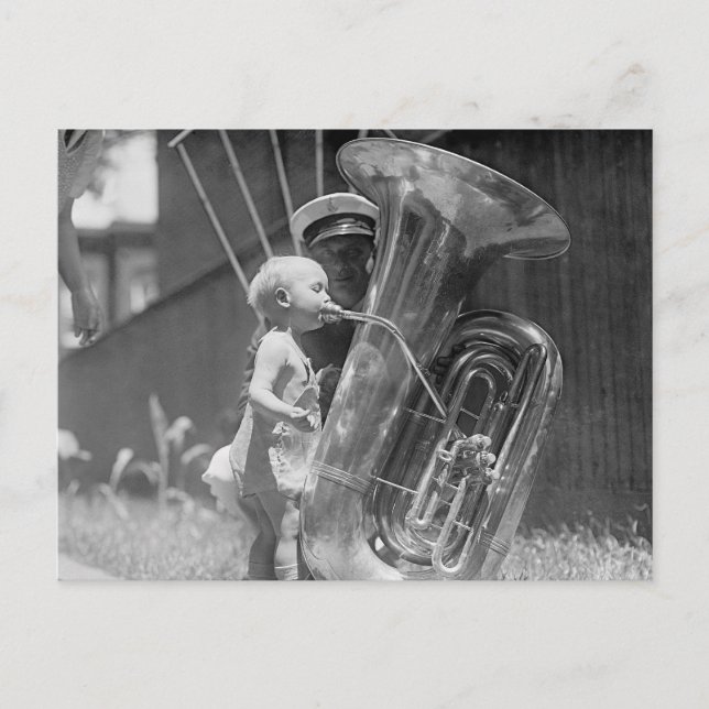 Postal Bebé tocando la tuba, 1923 (Anverso)