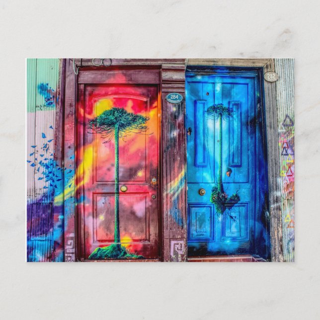 Postal Behind Magic Doors (Valparaiso, Chile) (Anverso)