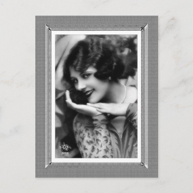 Postal Belleza de época - Starlet - en blanco y negro (Anverso)