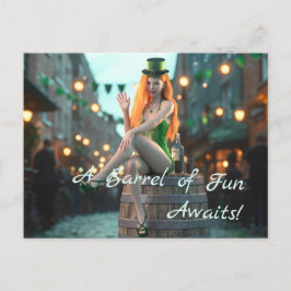 Postal Belleza del Día de San Patricio sentada en un barr