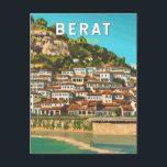 Postal Berat Albania Viajes de arte<br><div class="desc">Diseño de viaje vectorial retro de Berat. Berat es una ciudad en el río Osum,  en el centro de Albania. Es conocida por sus casas blancas otomanas.</div>