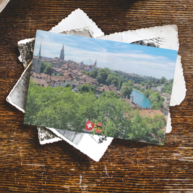 Postal Berna, Suiza | Viajes del patrimonio suizo (Scenic postcard featuring the picturesque Old City of Bern)
