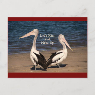 Postal "Besémonos y hagamos las paces" Pelícanos en la pl
