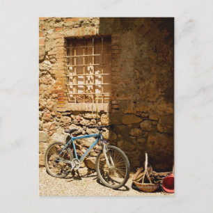 Postal Bicicleta frente a una pared, Monteriggioni, Siena