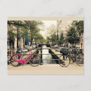 Postal Bicicletas a lo largo del Ámsterdam Canel