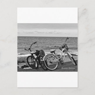 Postal Bicicletas junto al mar