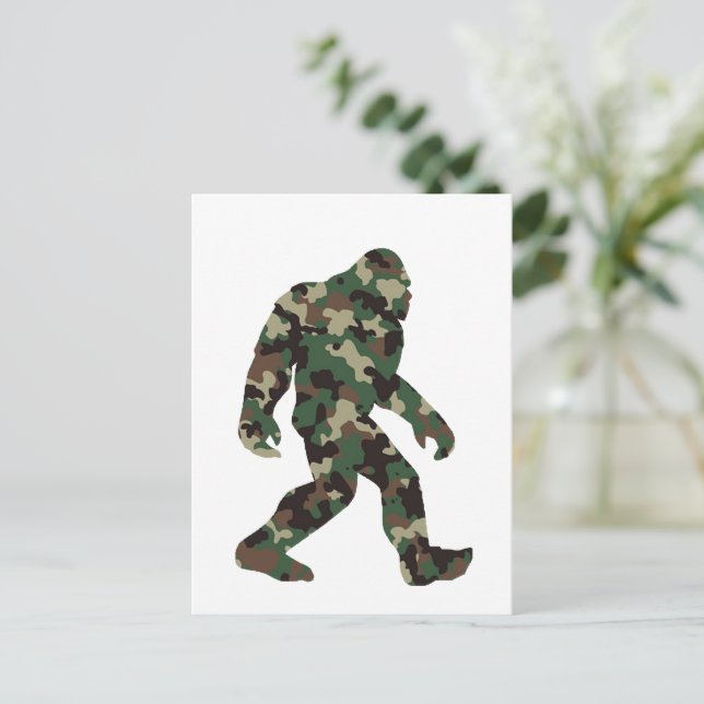 Postal Bigfoot Sasquatch Camuflaje    (Anverso de pie)