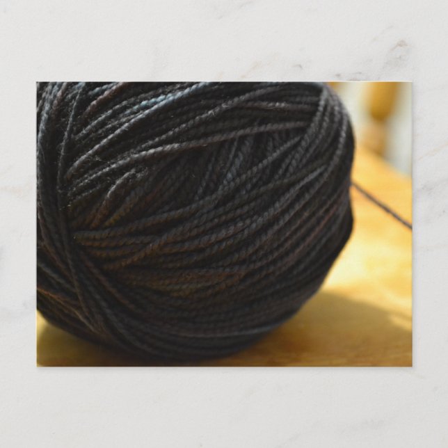Postal Black Yarn (Anverso)