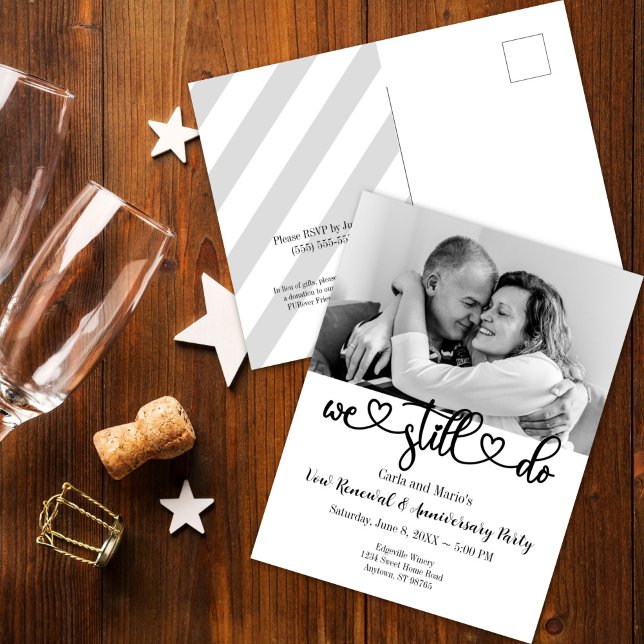 Postal Blanco y negro aún prometemos renovación/aniversar (Black and White We Still Do Anniversary/Vow Renewal Postcard Invitation)