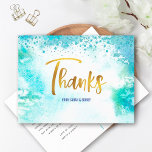 Postal B'nai Mitzvah Gold Turquoise Watercolor Gracias<br><div class="desc">¡Asegúrate de que tu favorito B’nai Mitzvahs muestre su aprecio a todos los que apoyaron su evento! Envíe esta impresionante, moderna, personalizada postal de agradecimiento. El guión de la caligrafía del Relieve metalizado de imitación dorada espumosa y los puntos de confeti azules dominan un fondo de color azul turquesa. En...</div>