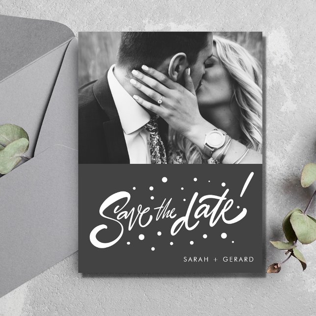 Postal Boda casual Foto presupuesto Guardar fecha (Casual Wedding Photo Budget Save the Date Postcard)