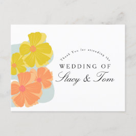 Postal Boda de la mano de Cosmos de la floración de prima