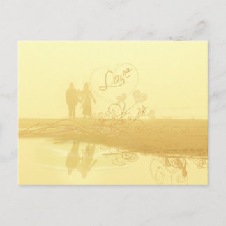 Postal Boda en la playa del corazón amarillo