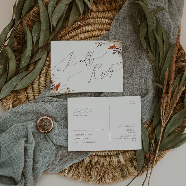 Postal Boho Autumn Wildflower | Beige Wedding RSVP (Subido por el creador)