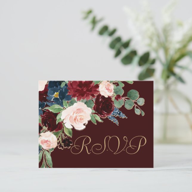 Postal Boho Bloom | Elegante Borgoña oscuro y RSVP de la  (Anverso de pie)