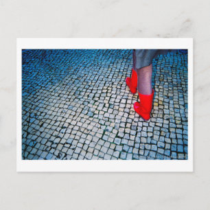 Postal Botas rojas