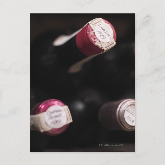 Postal Botellas de vino, de cerca, Suecia. (Anverso)