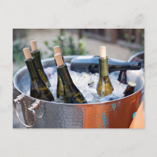 Postal Botellas de vino en hielo