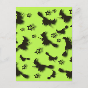 Postal Bruja voladora entre las estrellas en la noche de 