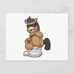 Postal Caballo con zapatos grandes