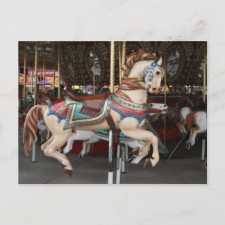 Postal Caballo majestuoso de carrusel.