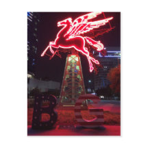 Caballo Rojo Pegasus en Dallas