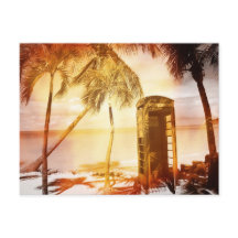 Cabina de teléfono de época amarilla resplandor