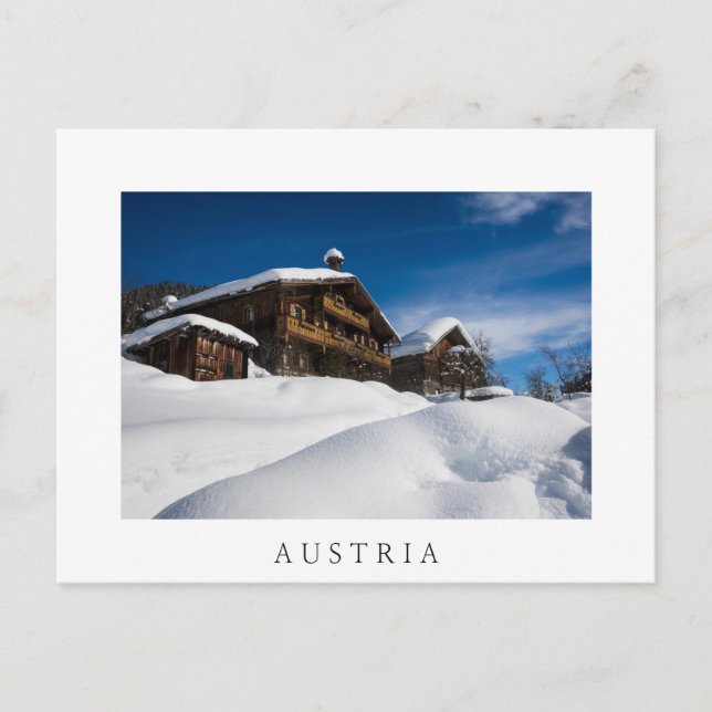 Postal Cabinas de madera tradicionales en la nieve (Anverso)