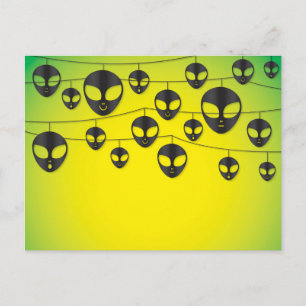 Postal Cadena Alien
