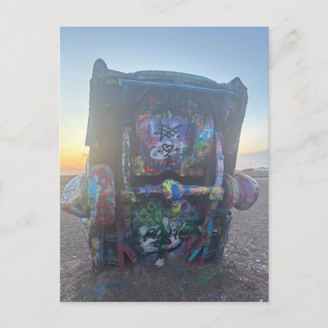 Postal Cadillac con grafitis (Anverso)