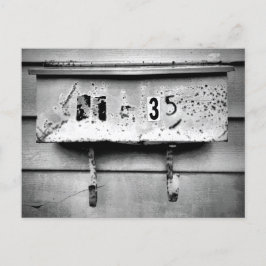 Postal Caja de correo antiguo con batería Carácter blanco