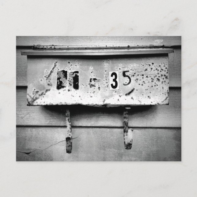 Postal Caja de correo antiguo con batería Carácter blanco (Anverso)