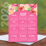 Postal Calendario con flores de color de agua pintadas de<br><div class="desc">Un calendario de año completo impreso en una sola postal ofrece una forma concisa y visualmente accesible de planificar y rastrear un año entero de una mirada. Dispuesto en un formato de cuadrícula, con meses organizados en filas y columnas, muestra claramente los 12 meses, lo que facilita notar fechas importantes,...</div>