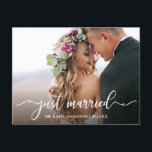 Postal Caligrafía moderna foto de Boda casada<br><div class="desc">Foto de Boda de caligrafía moderna con postal de Invitación casada</div>