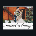 Postal Caligrafía moderna fotografía casada y Boda de mor<br><div class="desc">Moderna y elegante caligrafía guión Boda foto casada y tarjeta postal navideña</div>