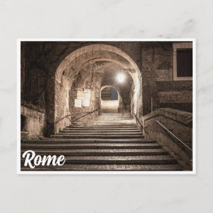 Postal Calle con escaleras de piedra con arco en Roma, It