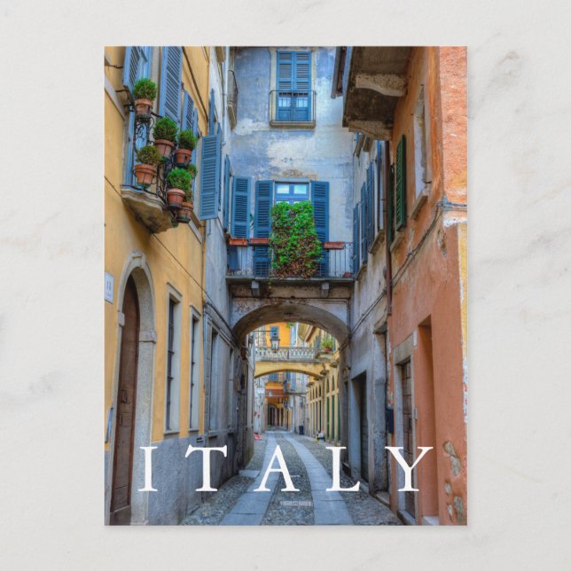 Postal Calle estrecha de la ciudad, Italia (Anverso)