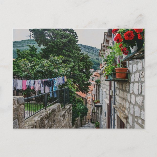 Postal Calle estrecha de piedra en Dubrovnik (Anverso)