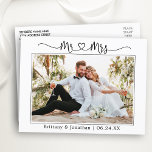 Postal Calligraphy Heart Boda Sr. Mrs Photo Gracias<br><div class="desc">Guión moderno Minimalista de caligrafía simple Mr. and Mrs. Heart Boda Bride and Groom Photo Gracias Postcard</div>