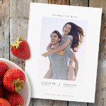 Postal Cambiar el Boda de fotos del Personalizado de Moda<br><div class="desc">Compuesto por una elegante tipografía serif. Añadir una foto. La foto tiene un filtro. Este es el diseño del Libro Blanco Birch Co.,  exclusivo para Zazzle. Disponible aquí: http://www.zazzle.com/store/whitepaperbirch</div>