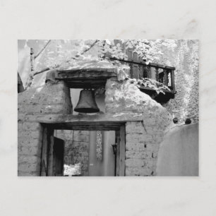 Postal Campana de adobe áspero en entrada, Santa Fe, Nuev