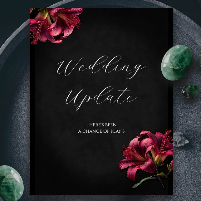 Postal Cancelación de postergación de Boda Lily Gothic (Lilly Gothic Wedding Update Wedding Cancellation Postcard)
