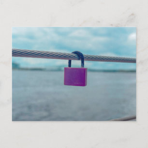 Postal Candado de amor púrpura en Southbank Riverwalk