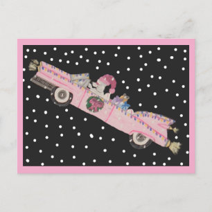 Postal Caniche en Navidad en un convertible rosa