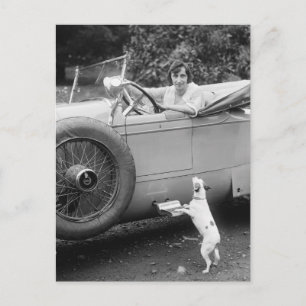 Postal Cantante de ópera con su perro de los años 20